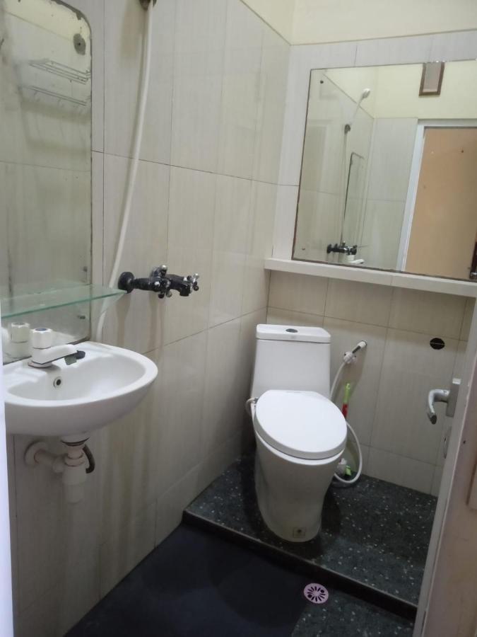 ג'פארה Riki Guesthouse Syari'Ah מראה חיצוני תמונה